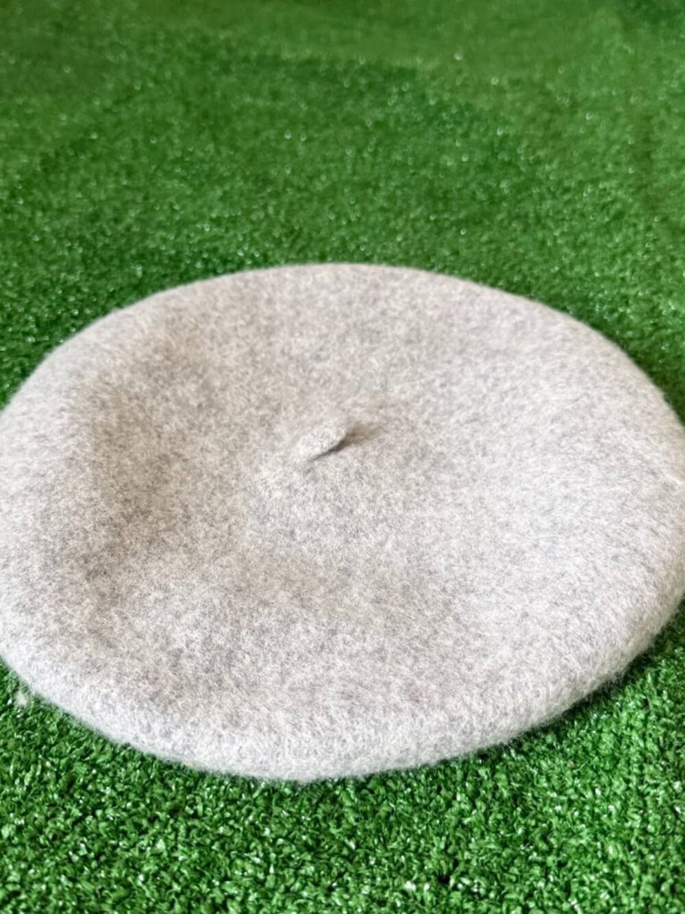 H&M Divided Gray Wool Beret Hat One Size French Style Artist Beanie Classic